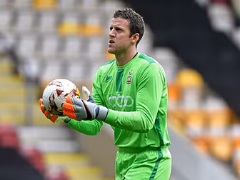 Irish goalkeeper substituted a...