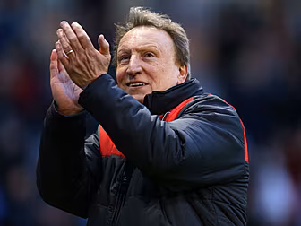 Neil Warnock back in managemen...