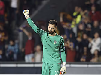 Sparta Prague duo to train wit...