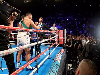 WATCH: Tony Bellew taunts Davi...