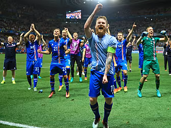 Ireland to face Iceland in int...