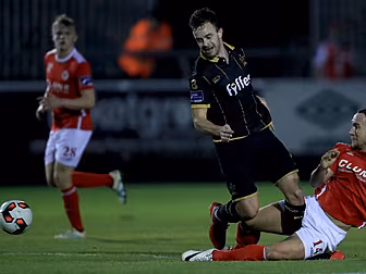 Sligo Rovers boss tweets criti...
