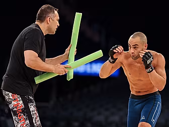 Eddie Alvarez details how he &...