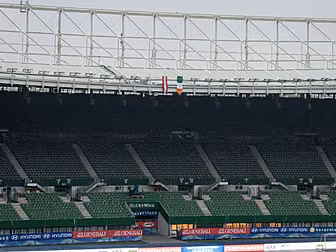 As it happened: Austria 0-1 Ir...
