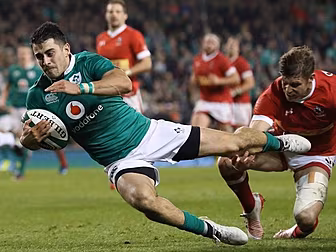 Ireland overcome first half bl...