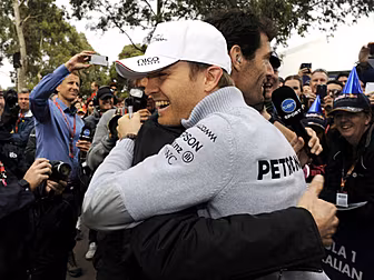 F1 driver Mark Webber hails Ni...
