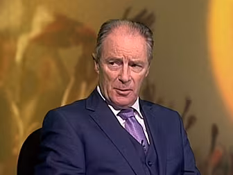 Brian Kerr calls on League of...