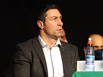 Andy Lee: Kenneth Egan should...