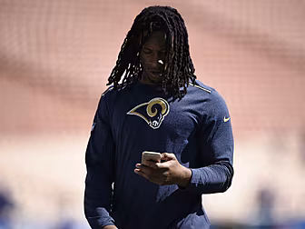 "Pull up then" - NFL s...