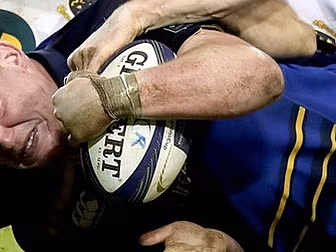 Leinster run in nine tries to...
