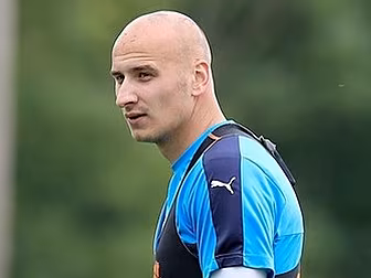 Newcastle's Jonjo Shelvey...