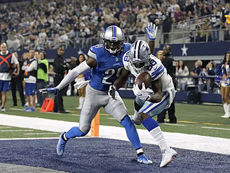 WATCH: Dez Bryant nails one-ha...