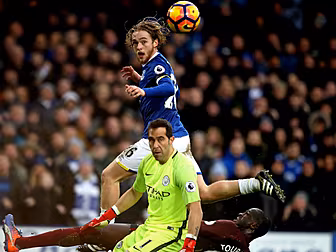 Everton tear Man City apart as...