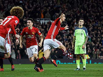Zlatan Ibrahimovic strikes lat...