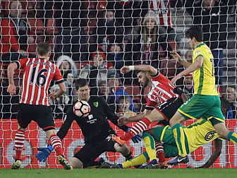 Liverpool edge past Plymouth w...
