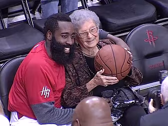 James Harden gives game ball t...