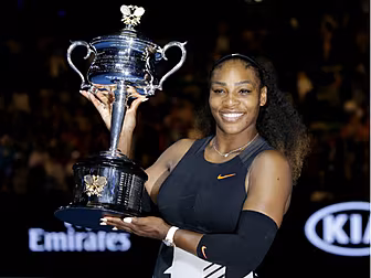 Serena Williams given a champi...