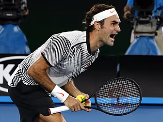 Roger Federer wins the Austral...