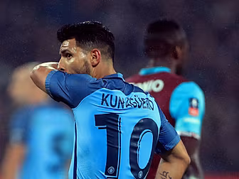 The Midweek In Numbers: Aguero...