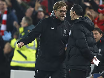 Jurgen Klopp cautioned for beh...