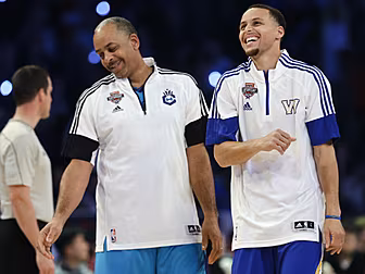 WATCH: Dell Curry shocks son S...