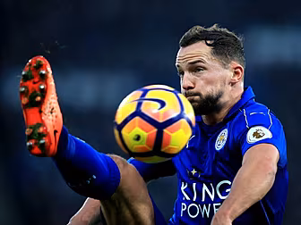 Drinkwater backs Ranieri as Le...