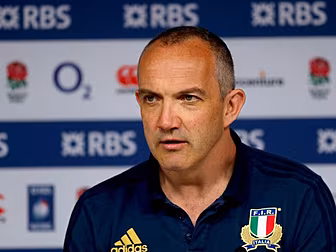 Conor O'Shea stands up to...