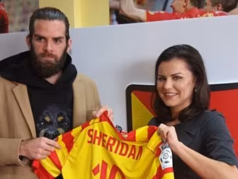 Cillian Sheridan seals move to...