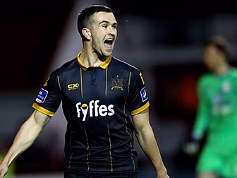 Champions Dundalk add to Sligo...