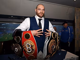Tyson Fury targets July fight...