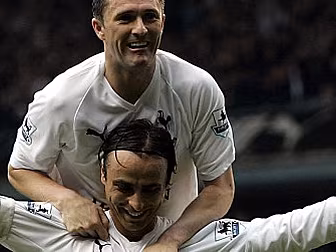 WATCH: Dimitar Berbatov pays t...