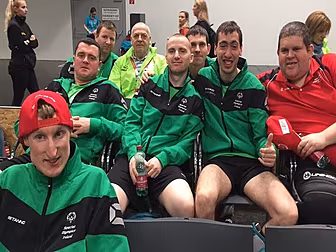 Irish Floorball teams take cen...