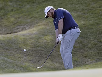 Shane Lowry loses final group...