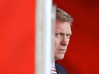 Sunderland stand by Moyes but...