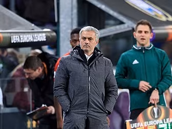 Jose Mourinho bemoans "slo...