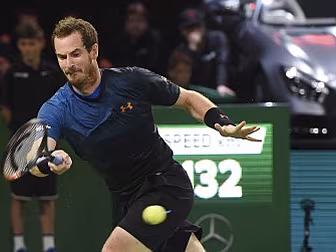 Andy Murray survives scare on...