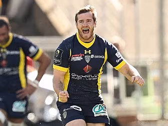 Clermont overpower Leinster to...