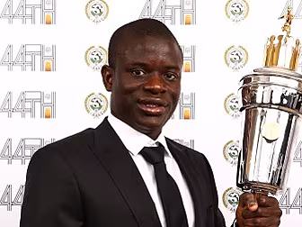 N'Golo Kante wins PFA Play...
