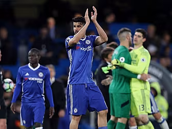 Chelsea beat Southampton to ta...