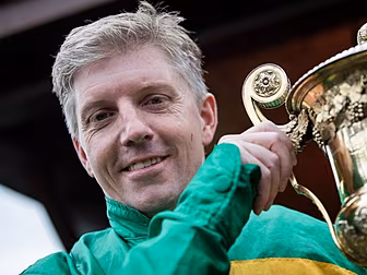 Unowhatimeanharry triumphs in...