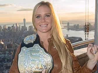 Holly Holm desperate to get ba...