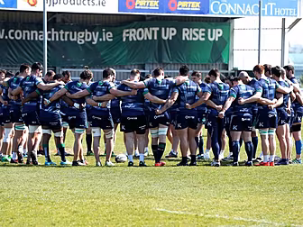 Keith Wood addresses Connacht...
