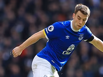 Seamus Coleman signs new five-...