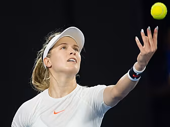Eugenie Bouchard defeats Shara...