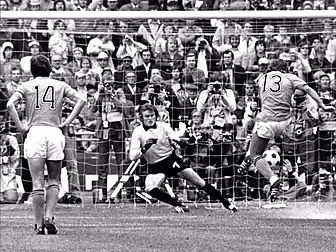 The Dutch football legends who...
