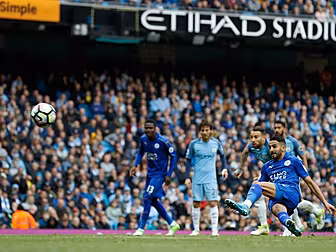 Man City edge Leicester in eve...