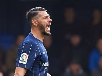 Former Manchester City defende...