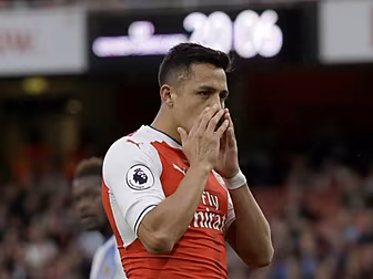 Arsenal take Top 4 battle to f...