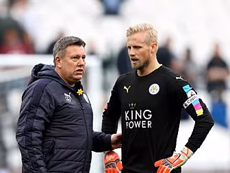 Craig Shakespeare keen to keep...