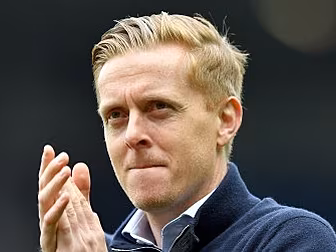 Garry Monk resigns as Leeds Un...